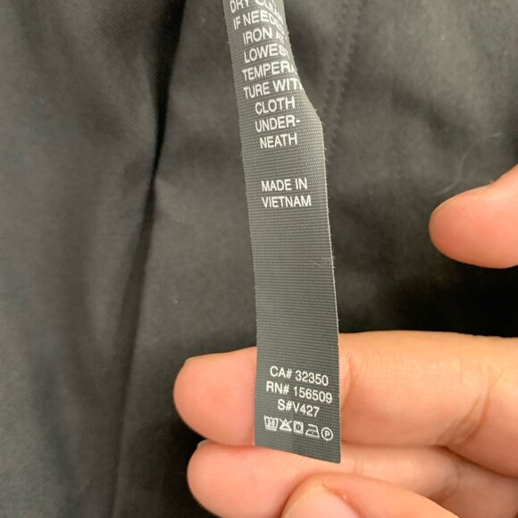 Vuori Cascade Tech Pants Men’s 38x30” Chino Black Lightweight Performance Preppy - Picture 10 of 11